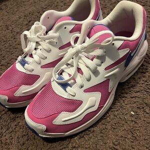 Womens Nike Air Max 2 Light Summit WhitePink Hyper Royal Blue